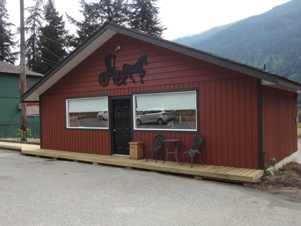Old Towne Inne Chuckwagon Bar & Grill Mini-hôtel 3*