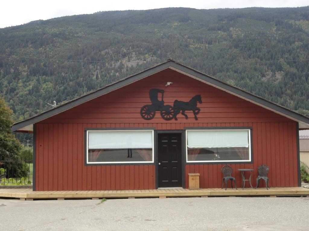 Old Towne Inne Chuckwagon Bar & Grill 3* Boston Bar
