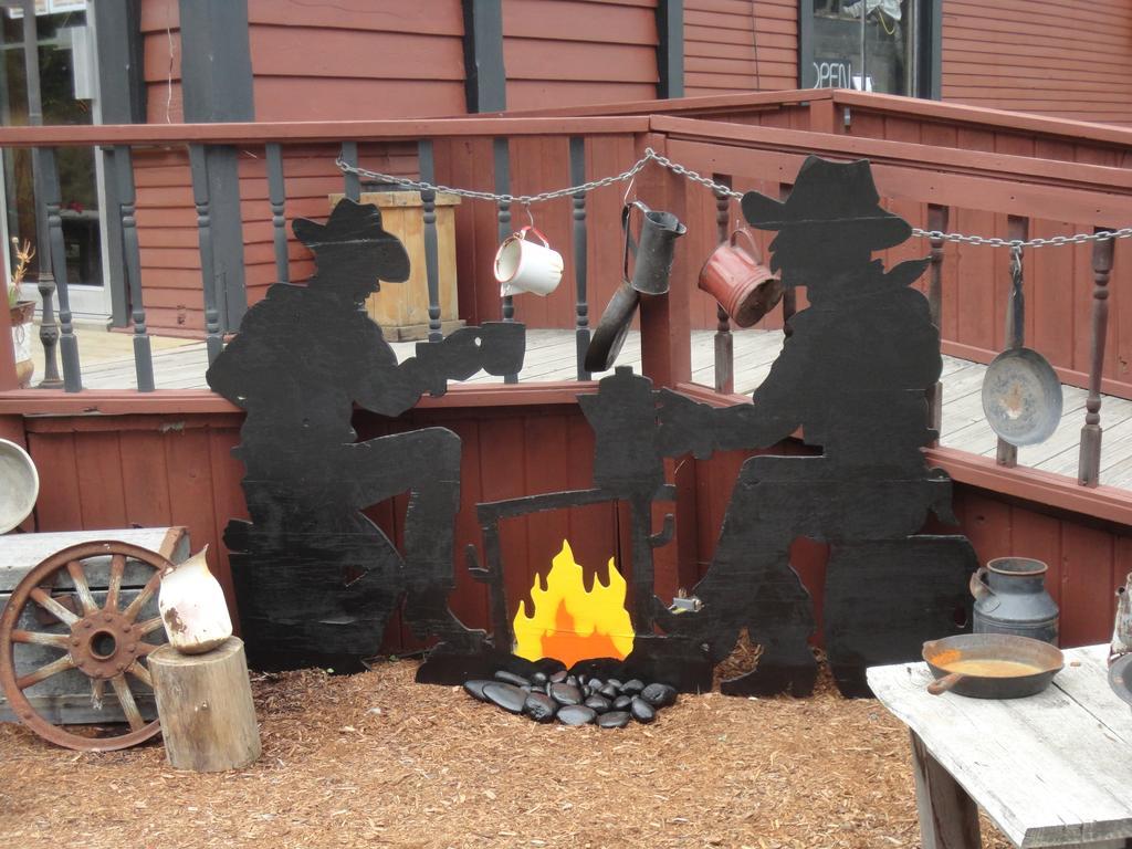 Inn Old Towne Inne Chuckwagon Bar & Grill